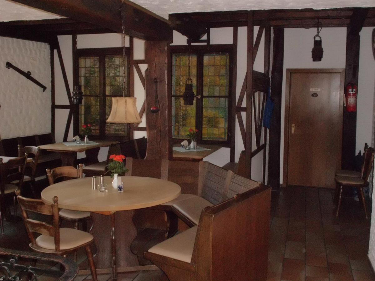Hotel Restaurant Zur Pfanne Urbar  Buitenkant foto