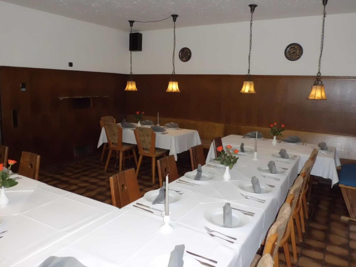 Hotel Restaurant Zur Pfanne Urbar  Buitenkant foto
